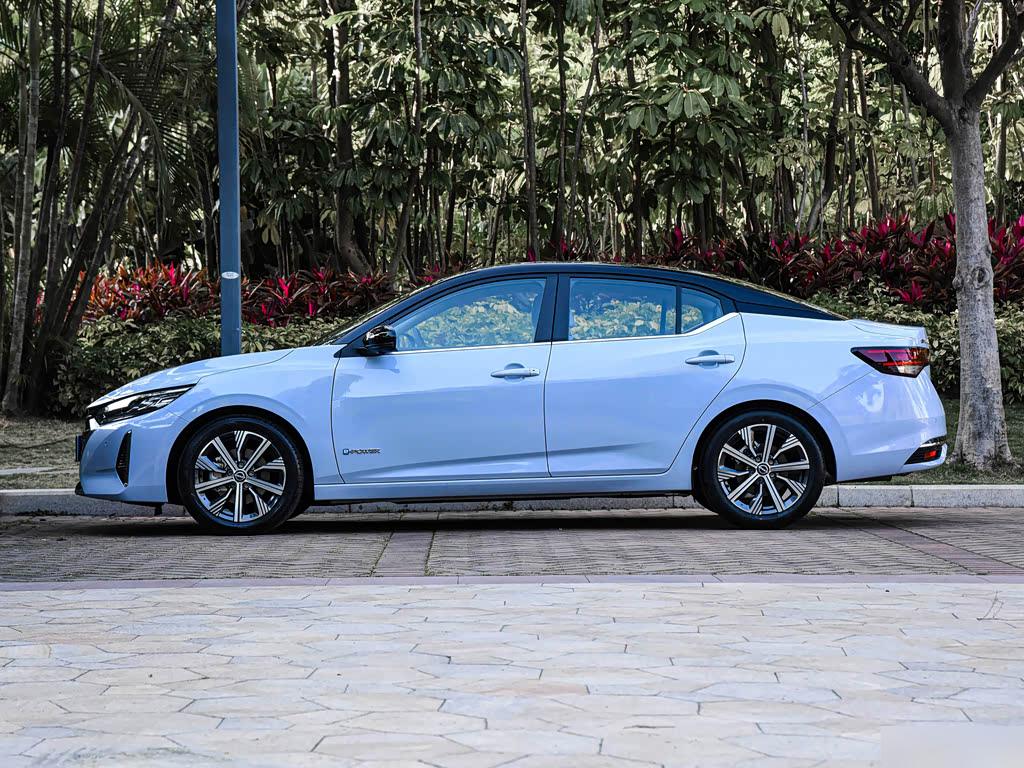 Nissan Sylphy e-Power Premium Luxury Ultra, фото 5