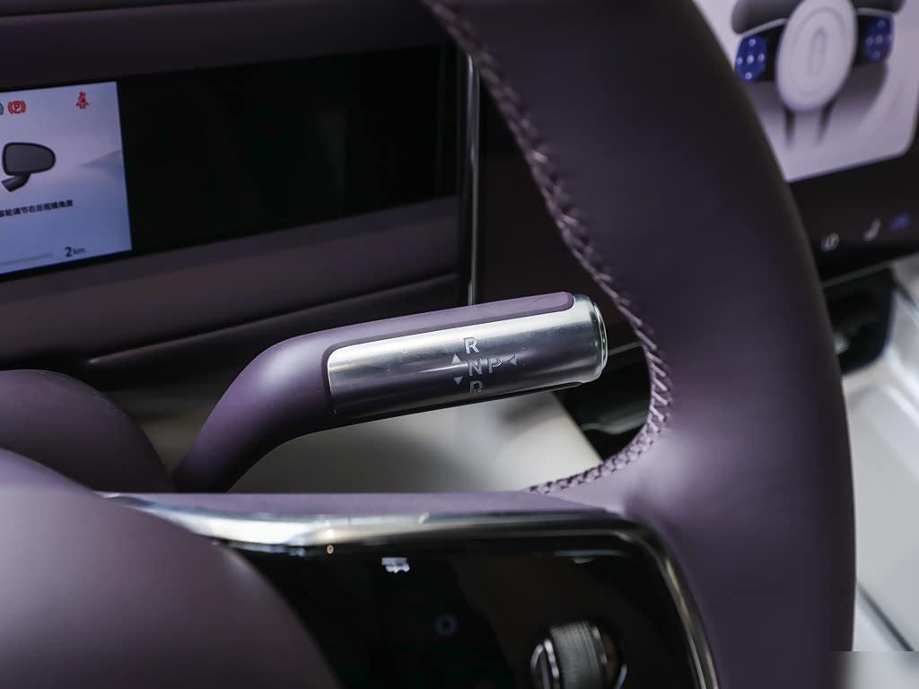 AITO M6 EV Max+ Long Range, фото 16