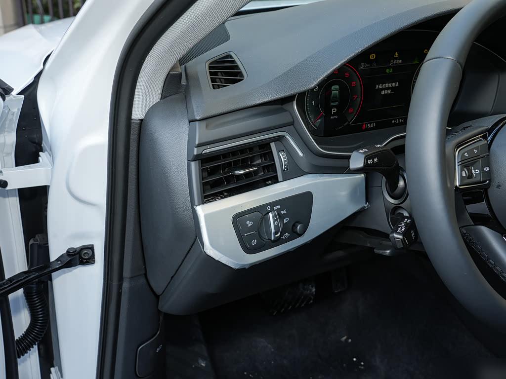 Audi A4L 40 TFSI, фото 15