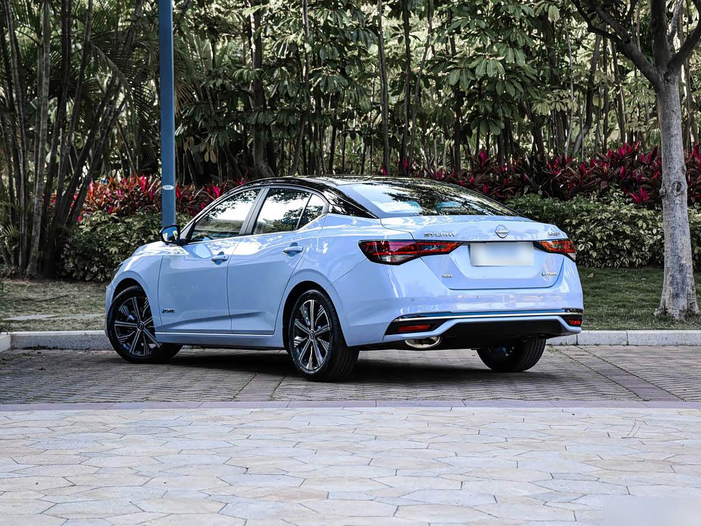 Nissan Sylphy e-Power Premium Luxury Ultra, фото 6