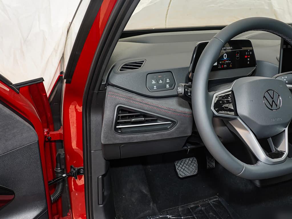 Volkswagen ID.3 GTX, фото 13
