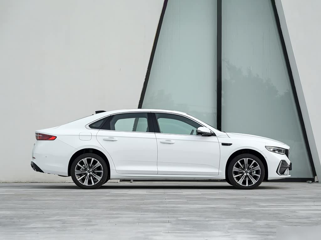 Geely Preface i-HEV Hybrid, фото 9