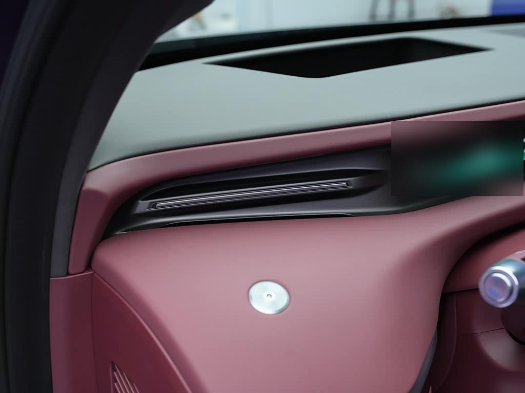 Xpeng G9L EV 755 AWD Ultra Flagship, фото 16