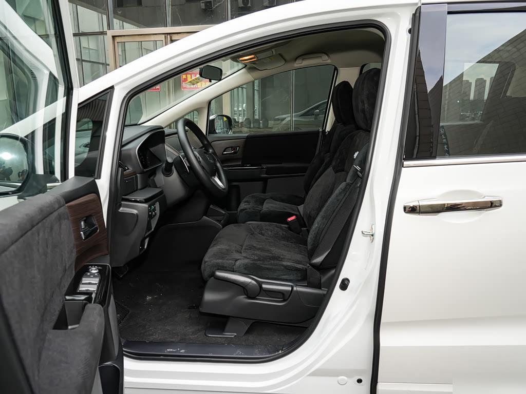 Honda Odyssey 2.0L e:HEV, фото 18