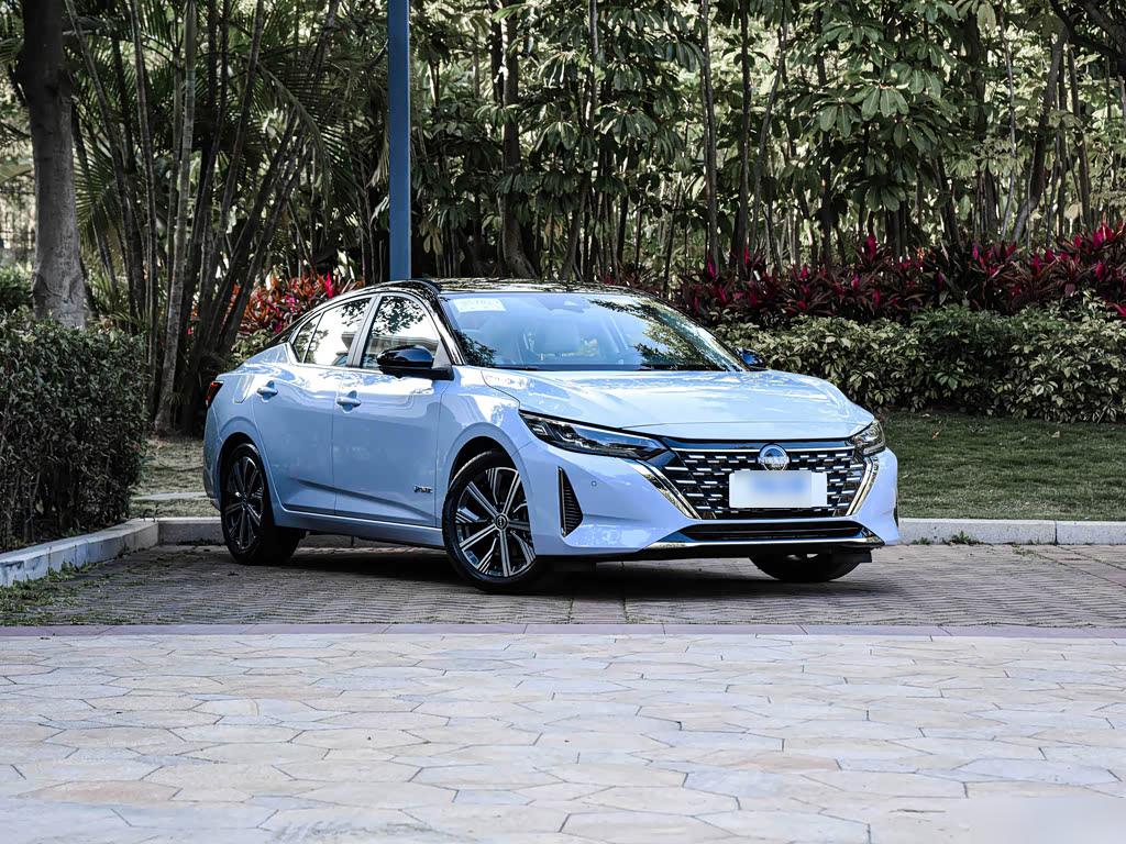 Nissan Sylphy e-Power Premium Luxury Ultra, фото 4