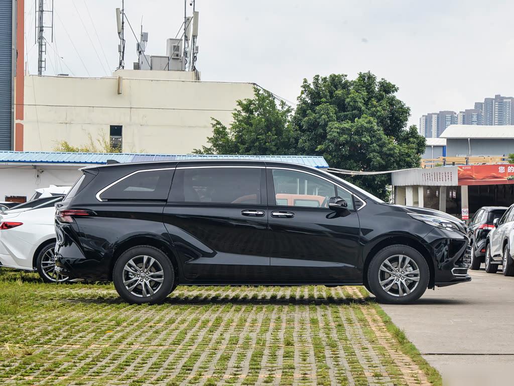 Toyota Sienna 2.5L Hybrid AWD Luxury, фото 9