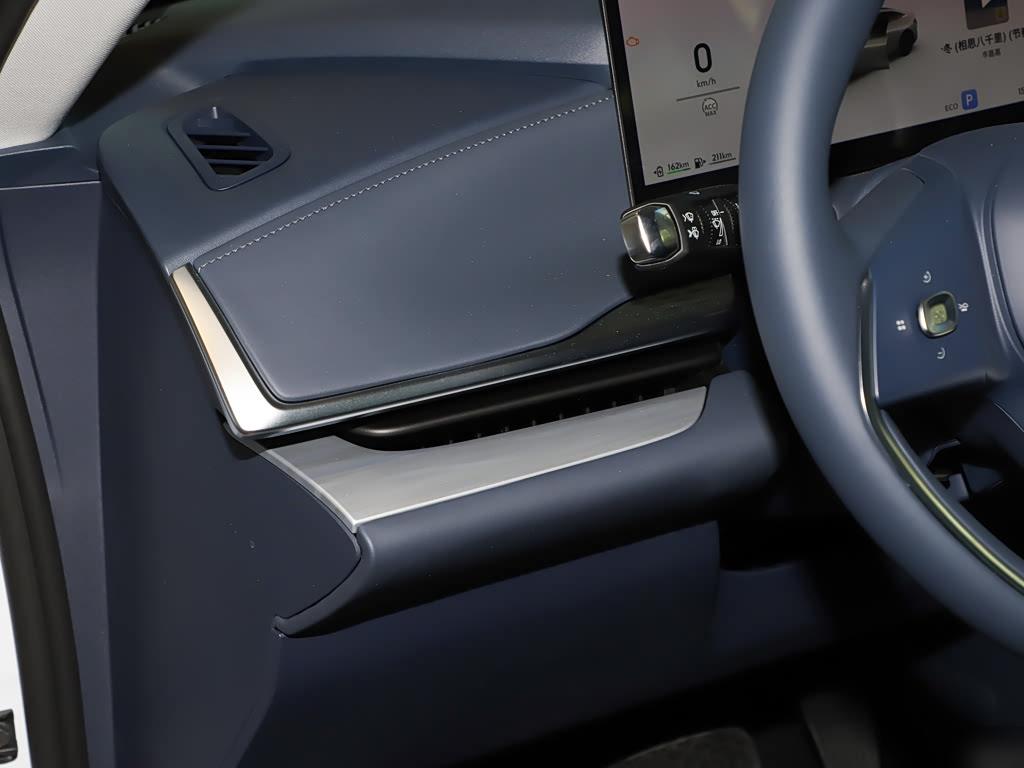 Buick Electra L7 EREV Premium, фото 16