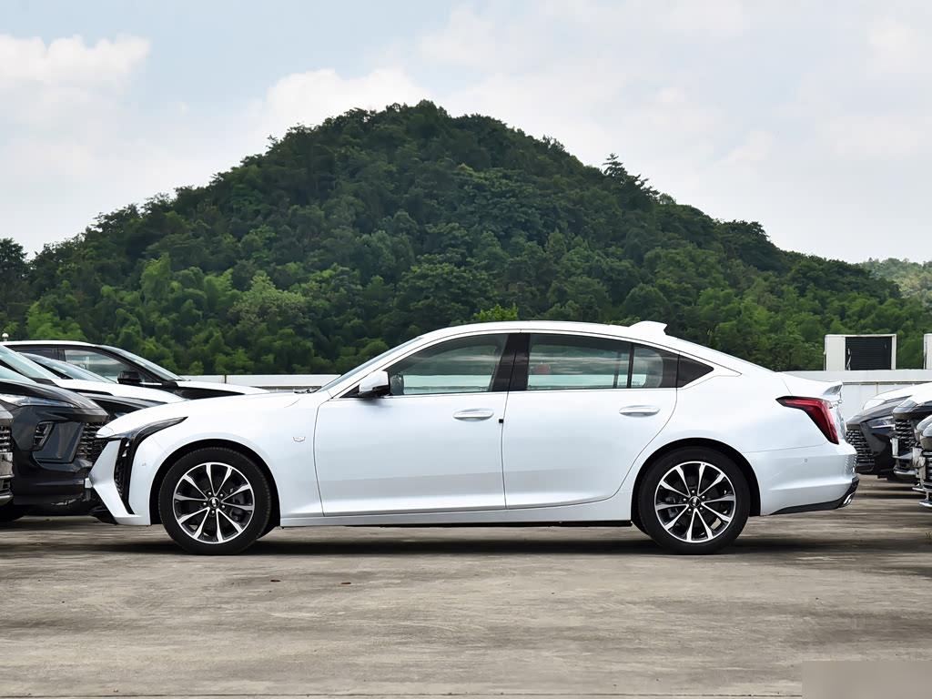 Cadillac CT5 28T Sport, фото 5