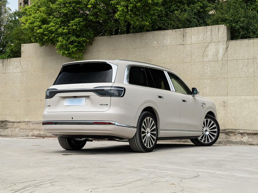 AITO M9 EV Ultra 6-seat, фото 8