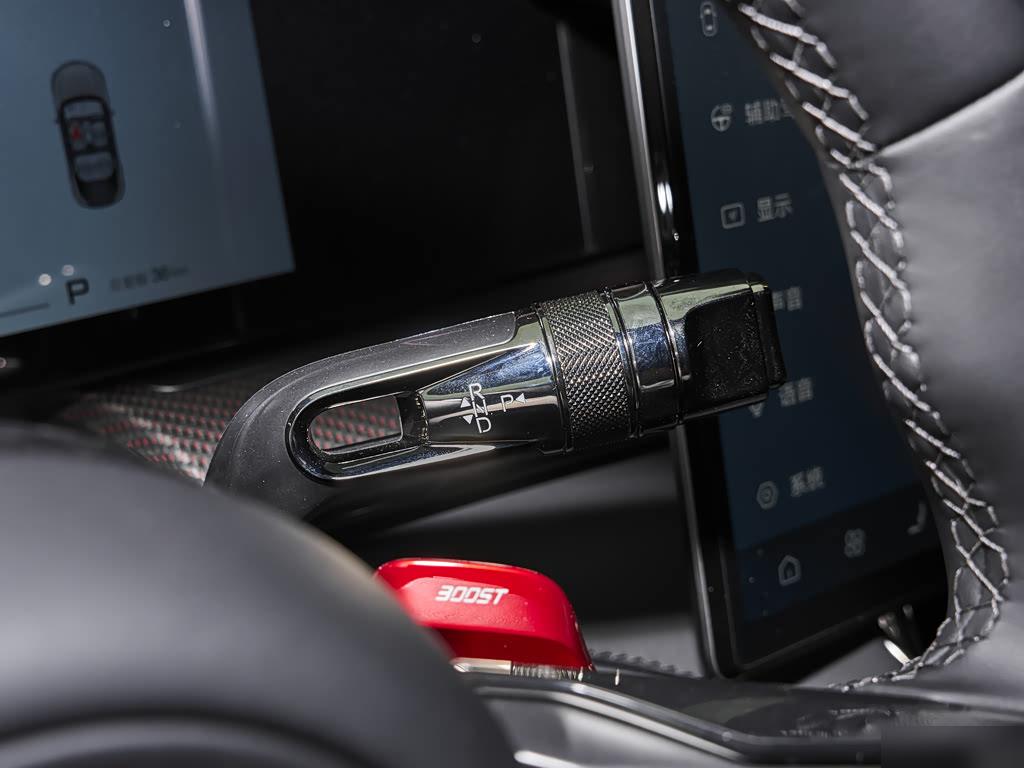 Denza Z9GT Flash Charge, фото 16