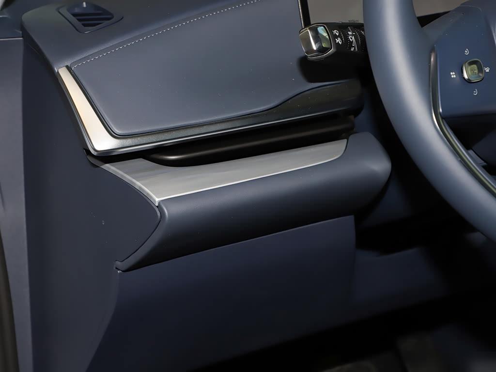 Buick Electra L7 EREV Premium, фото 17
