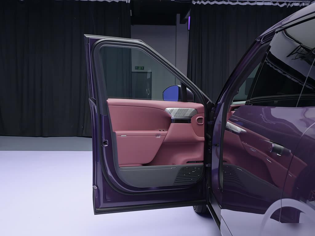 Xpeng G9L EV 755 AWD Ultra Flagship, фото 20