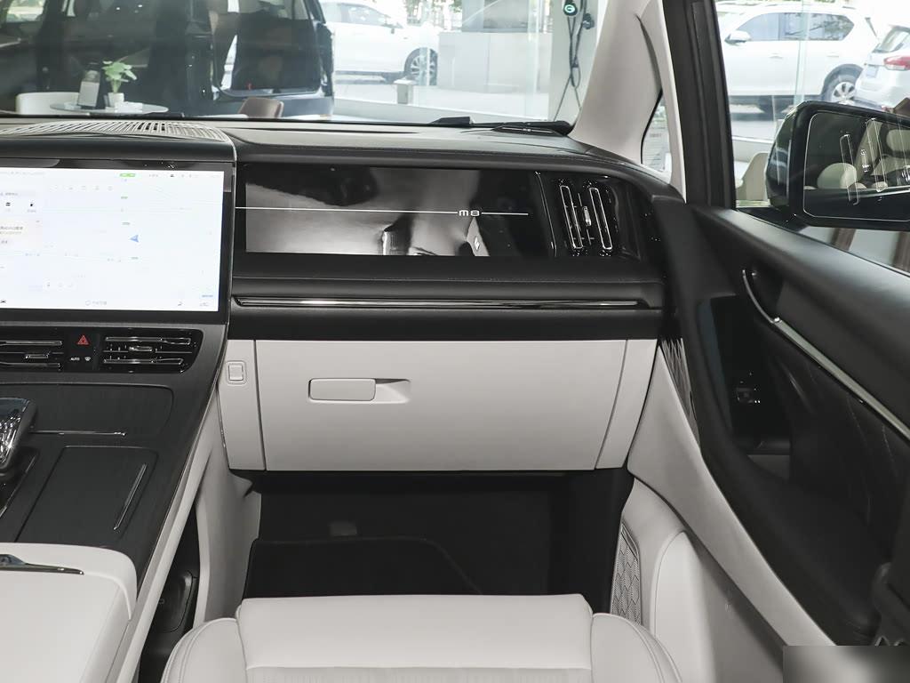GAC M8 HEV Prestige, фото 13