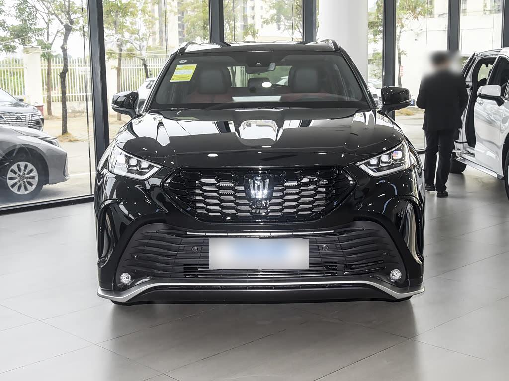 Toyota Crown Kluger 2.5L HEV AWD Flagship, фото 3