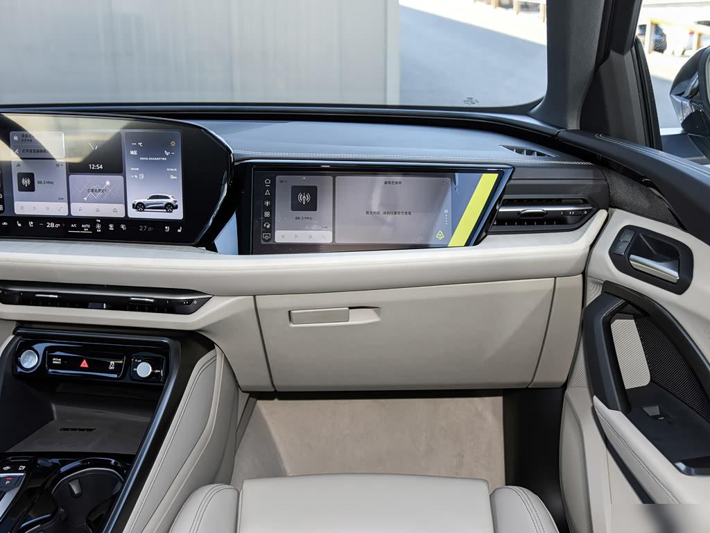Audi Q5L 2.0T, фото 12