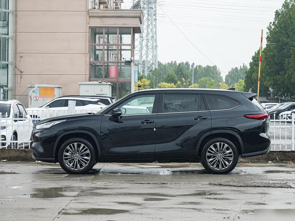 Toyota Highlander 2.5L Hybrid AWD Supreme 7-seat, фото 5