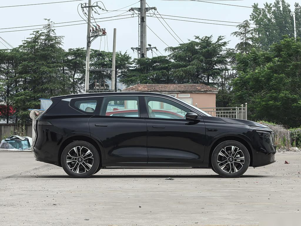 Nissan NX8 EV 580 Max, фото 9
