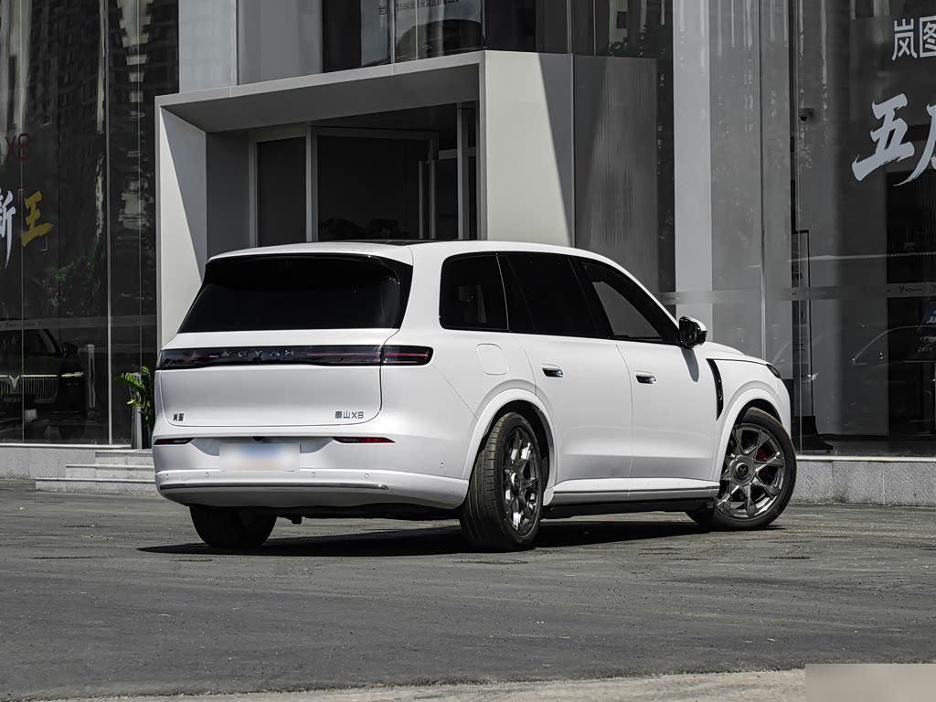 Voyah Taishan X8 PHEV ULTRA+, фото 6
