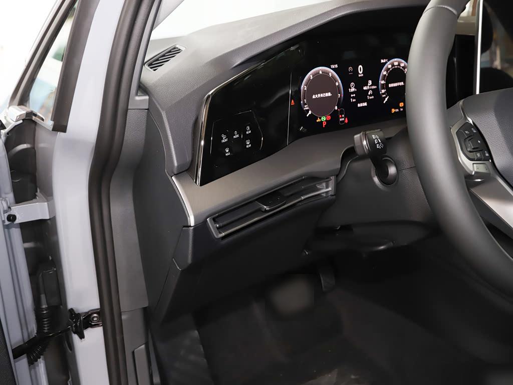 Volkswagen Golf 300TSI Pro, фото 15