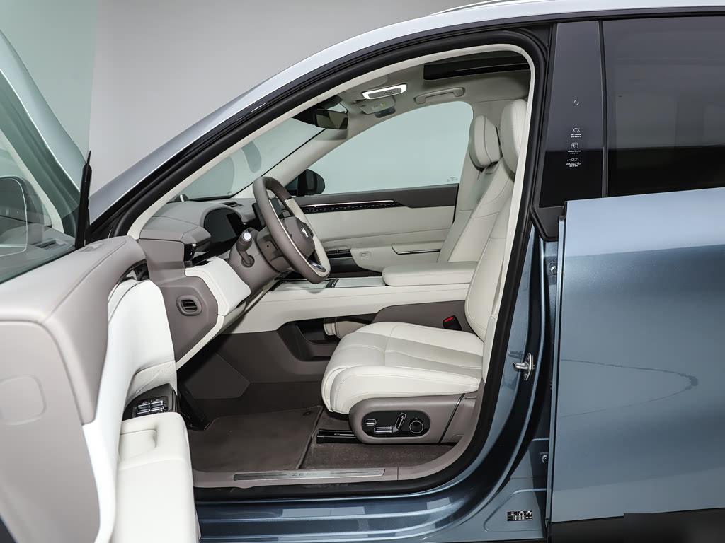Zeekr 7X 103 kWh AWD Ultra, фото 18
