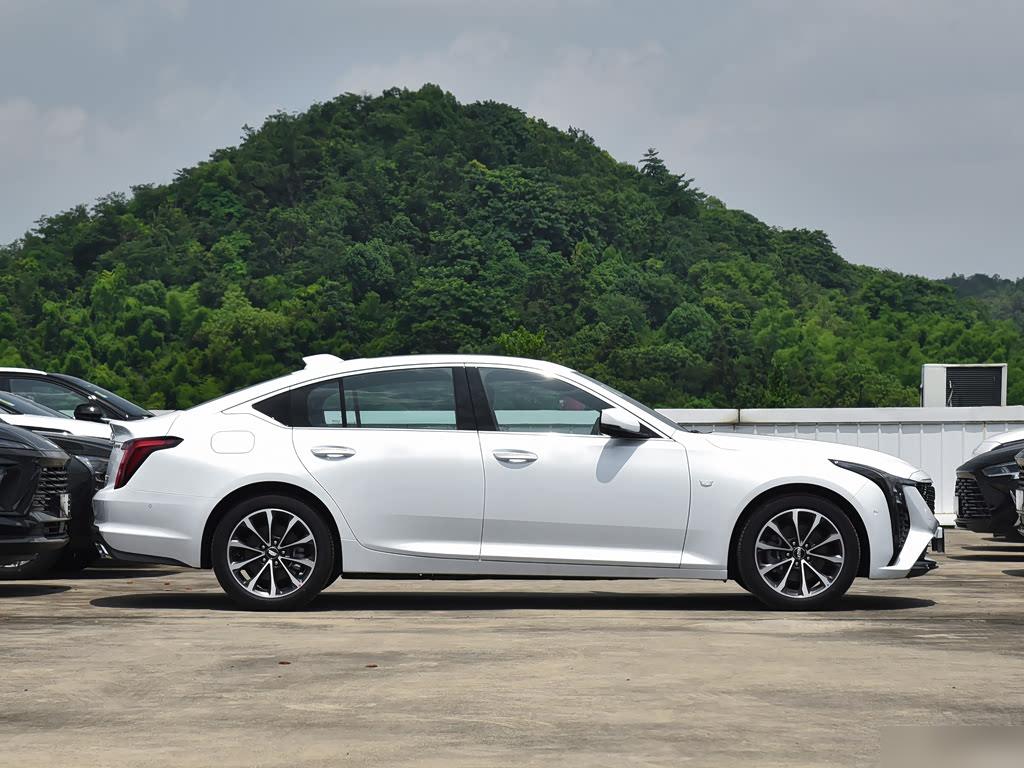 Cadillac CT5 28T Sport, фото 9