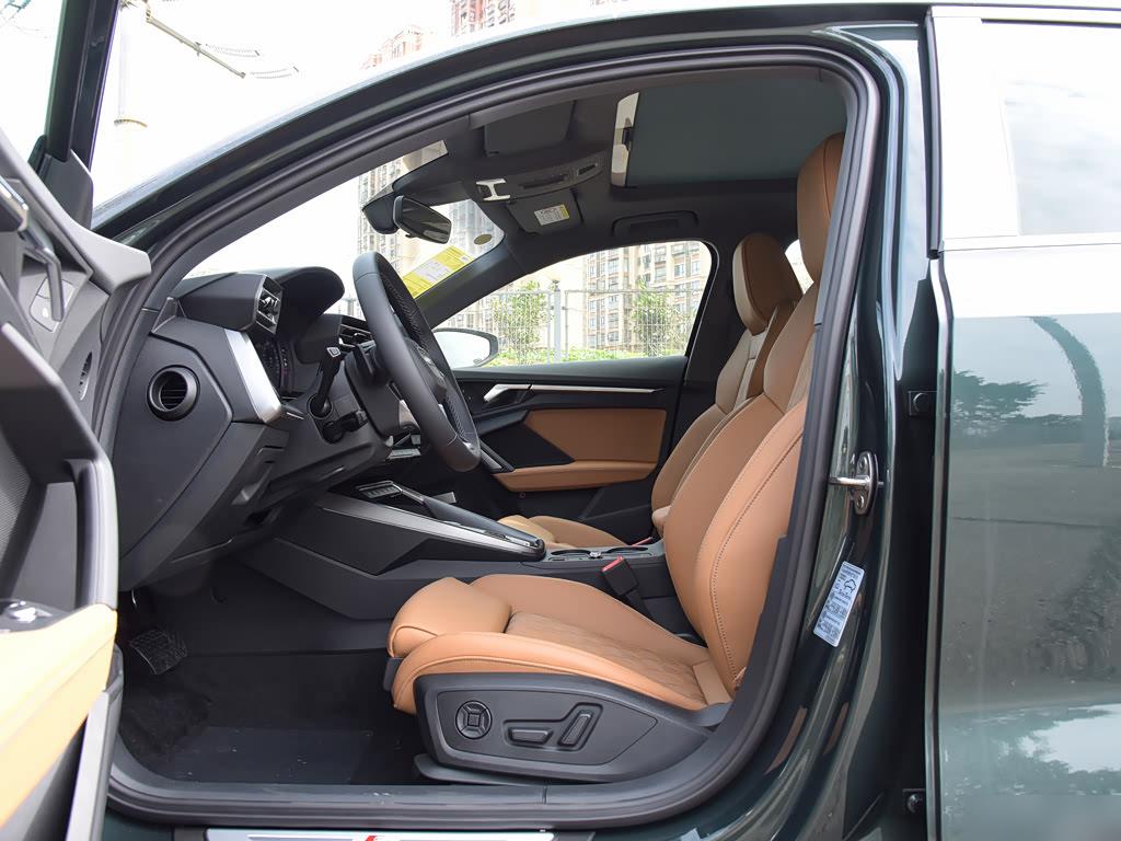 Audi A3 Sportback 35 TFSI Premium, фото 18