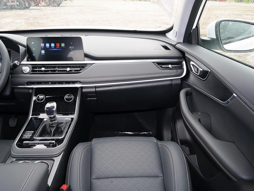 Chery Tiggo 8 230TCI MT Comfort 7-seat, фото 11