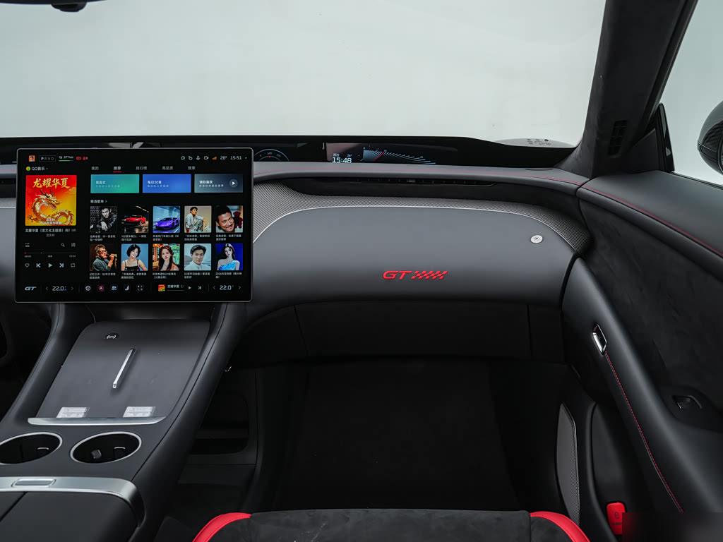 Xiaomi YU7 AWD GT, фото 12