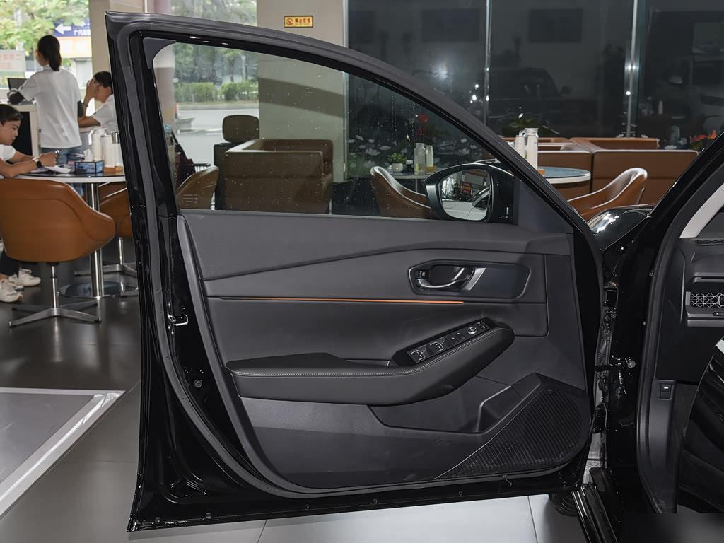 Honda Accord Sport 260TURBO Luxury, фото 17