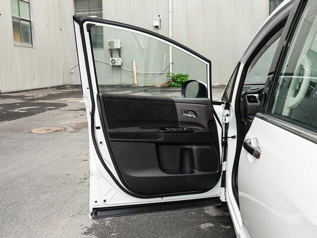 Honda Odyssey 2.0L e:HEV, фото 20