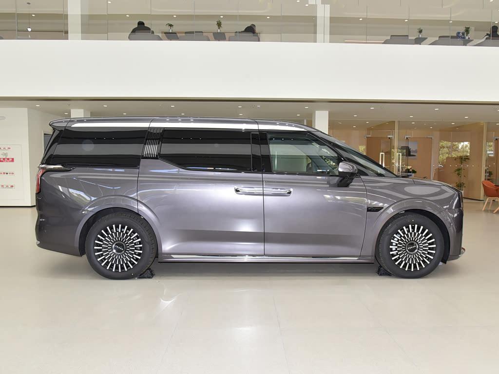 Zeekr 009 7-seat AWD 108 kWh, фото 9