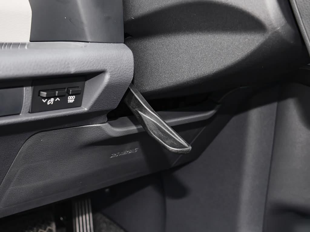 Toyota Sienna 2.5L Hybrid AWD Luxury, фото 17