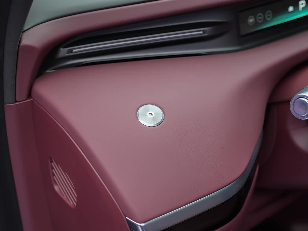 Xpeng G9L EV 755 AWD Ultra Flagship, фото 17