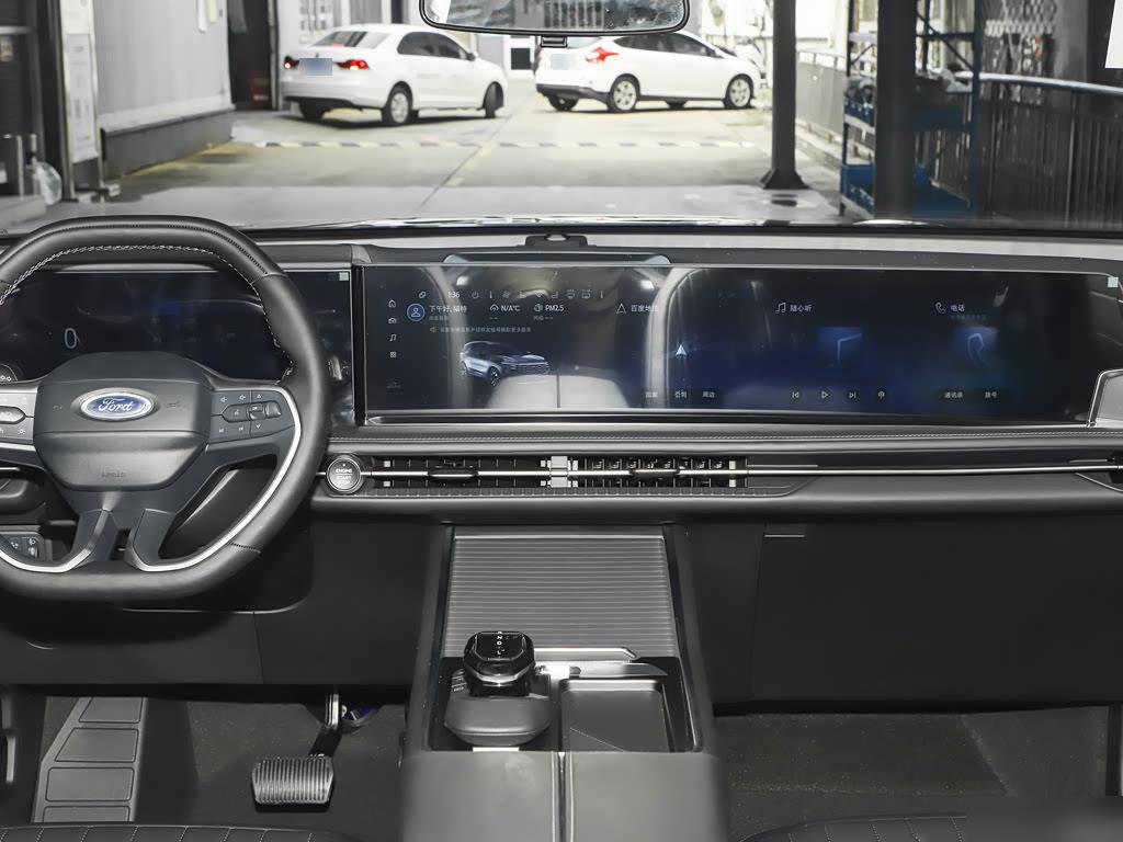 Ford Edge L2.0T EcoBoost 2WD 7-seat Luxury, фото 10