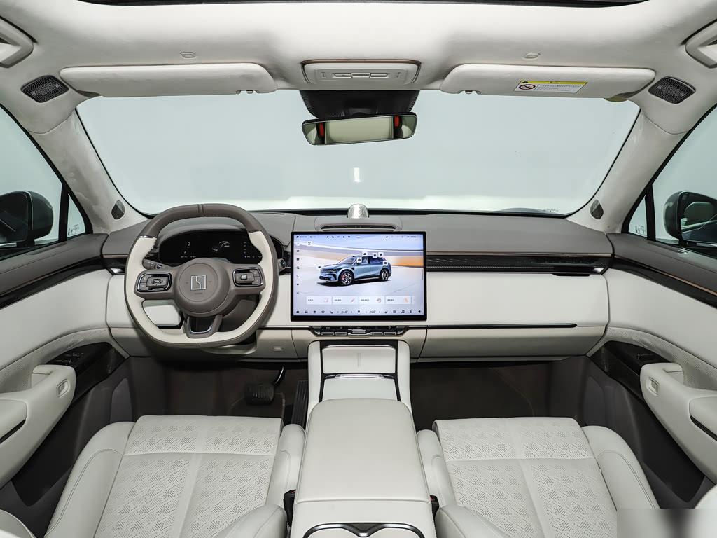 Zeekr 7X 103 kWh AWD Ultra, фото 10