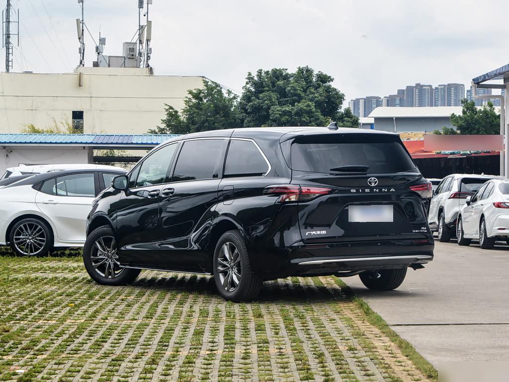 Toyota Sienna 2.5L Hybrid AWD Luxury, фото 6