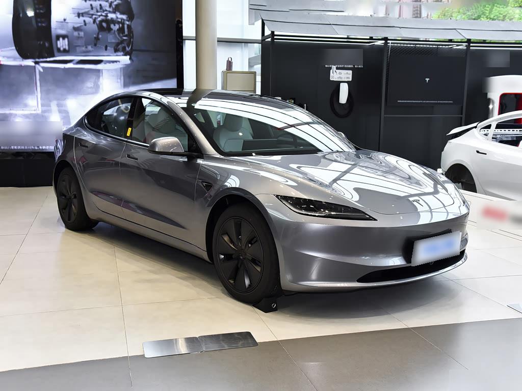 Tesla Model 3 RWD, фото 3
