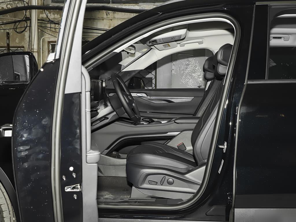 Ford Edge L2.0T EcoBoost 2WD 7-seat Luxury, фото 16