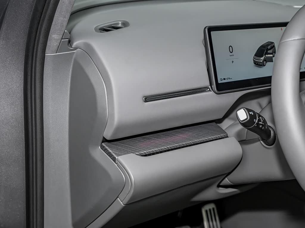 Leapmotor D99 EV 700 Flagship, фото 15