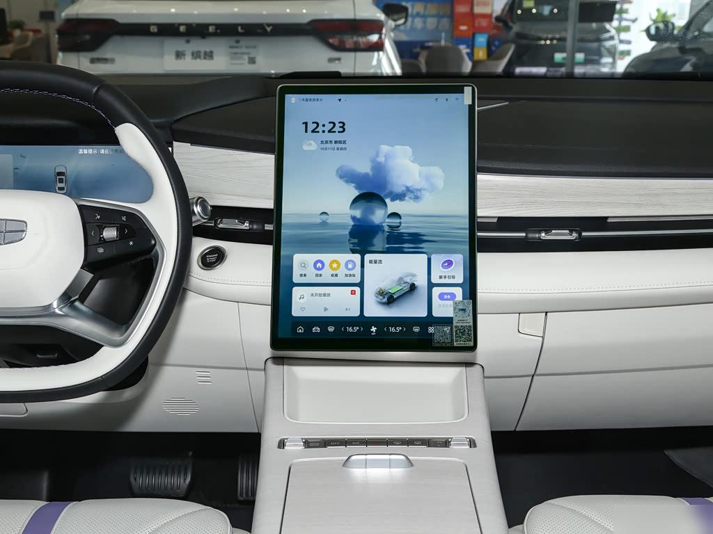 Geely Preface Hybrid 1.5TD, фото 11