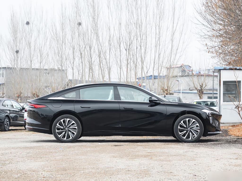Buick Electra L7 EREV Premium, фото 9