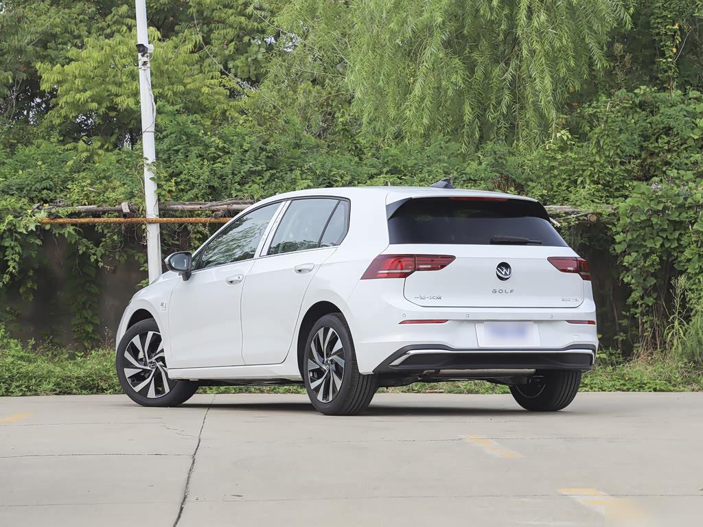 Volkswagen Golf 300TSI Pro, фото 6