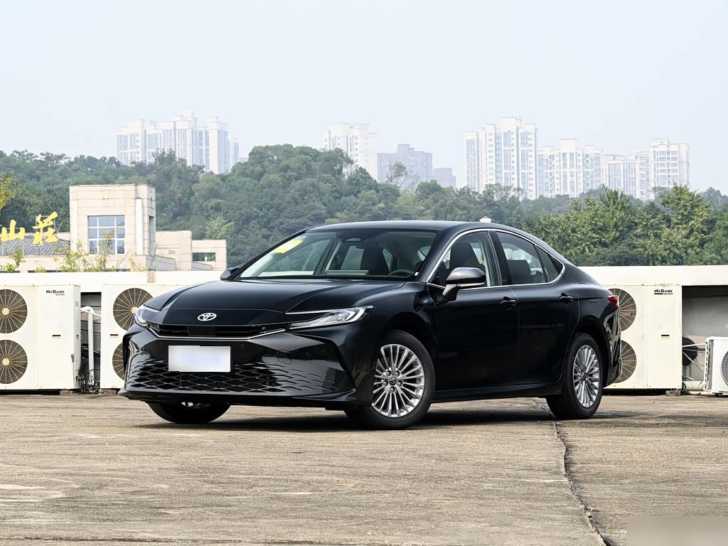 Toyota Camry Hybrid 2.0HSE Sport Lite