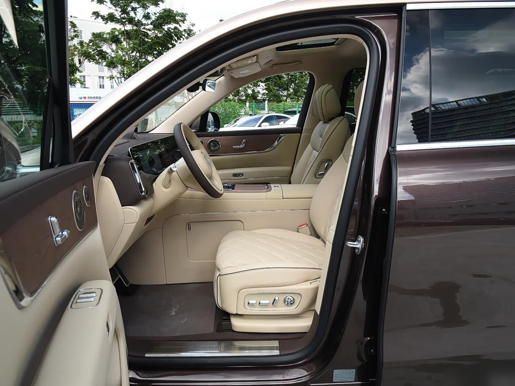 AITO M9 EV Ultra 6-seat, фото 18
