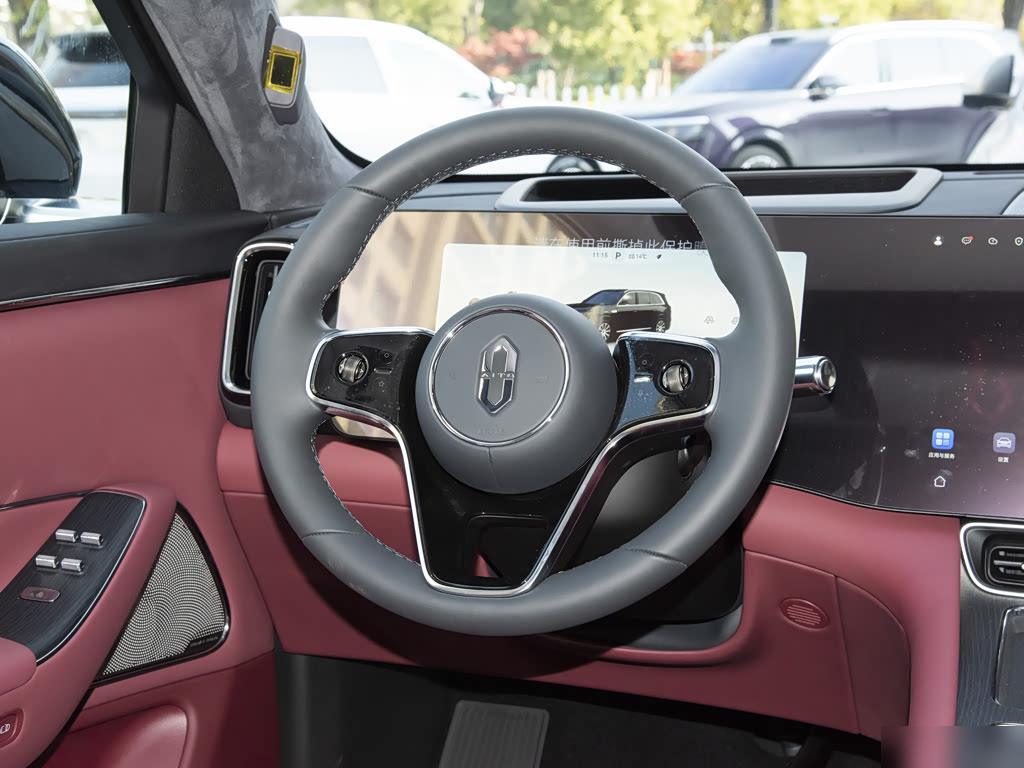 AITO M8 EV Max+ 6-seat AWD 192-line LiDAR, фото 16