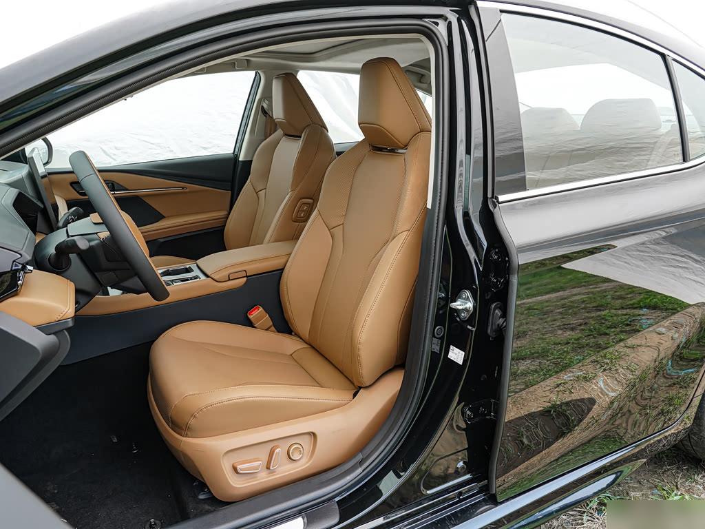 Toyota Camry Hybrid 2.0HSE Sport Lite, фото 19