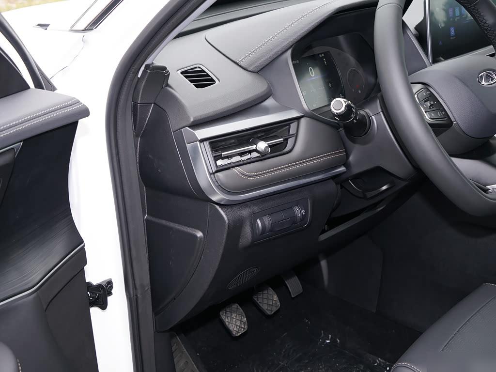 Chery Tiggo 8 230TCI MT Comfort 7-seat, фото 12