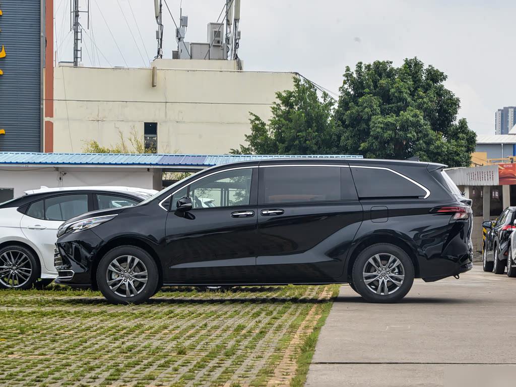 Toyota Sienna 2.5L Hybrid AWD Luxury, фото 5