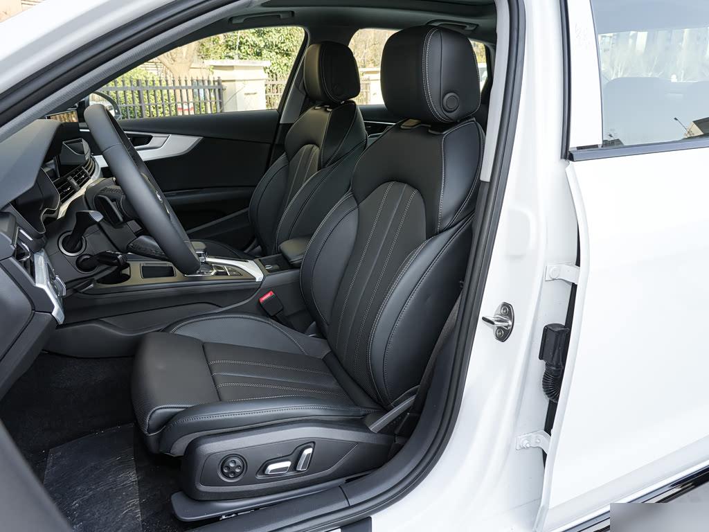 Audi A4L 40 TFSI, фото 19