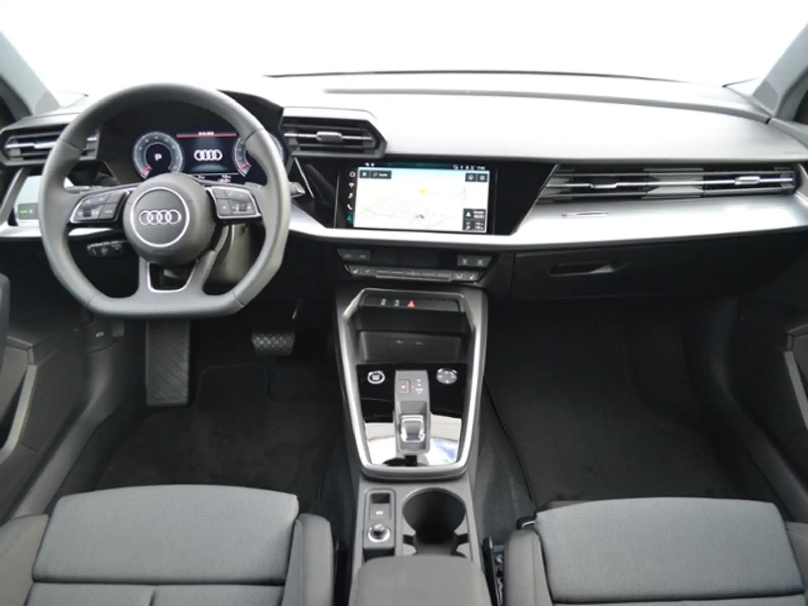 Audi A3 Sportback 35 TFSI S-tronic S line, фото 4